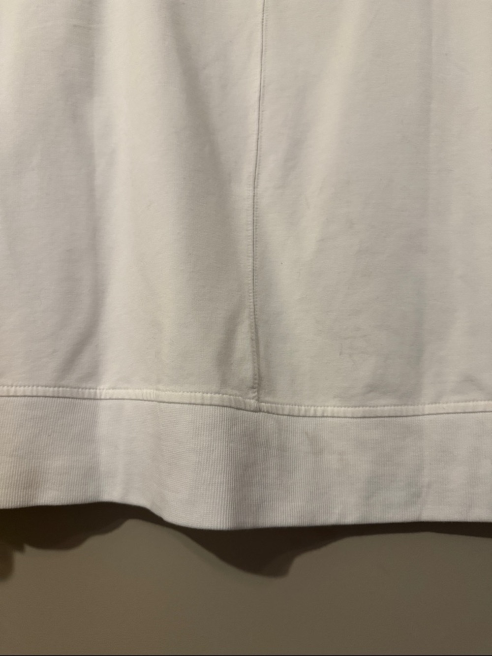 NWT- ZELLA Cozy Long Sleeve exposed hem Tee shirt, White, Medium - Picture 11 of 12
